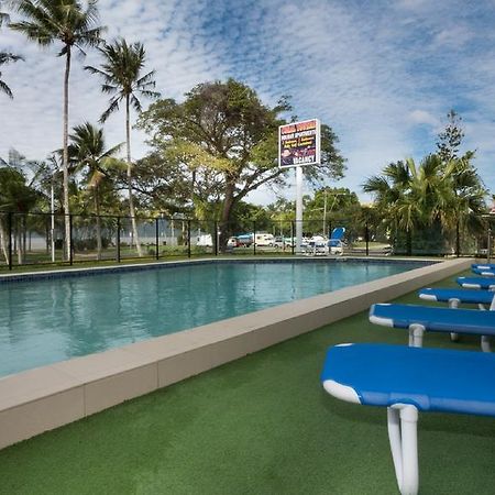 Coral Towers Holiday Suites Cairns Ngoại thất bức ảnh