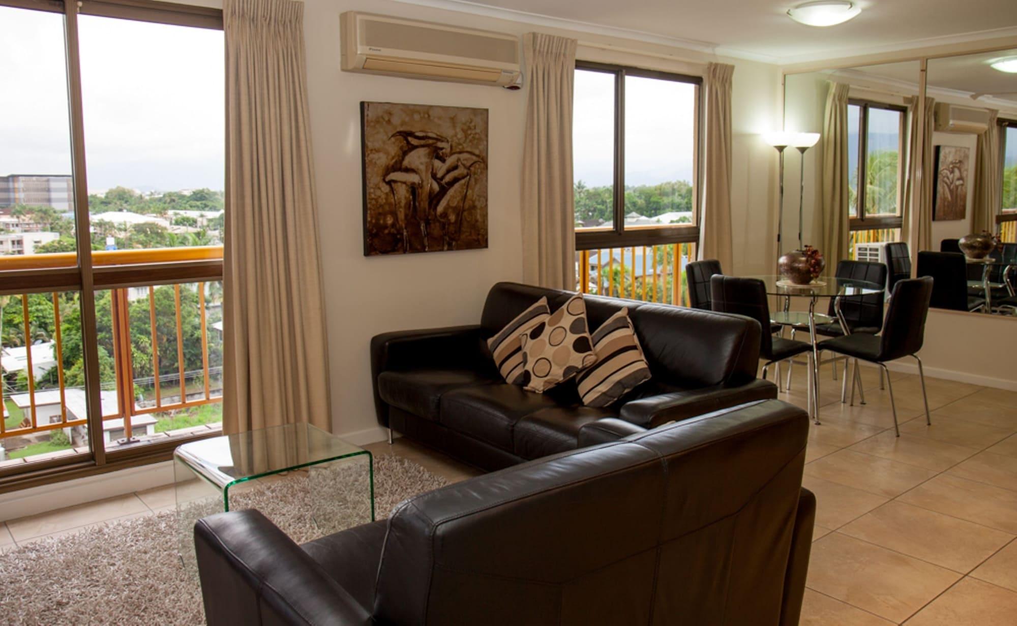 Coral Towers Holiday Suites Cairns Ngoại thất bức ảnh