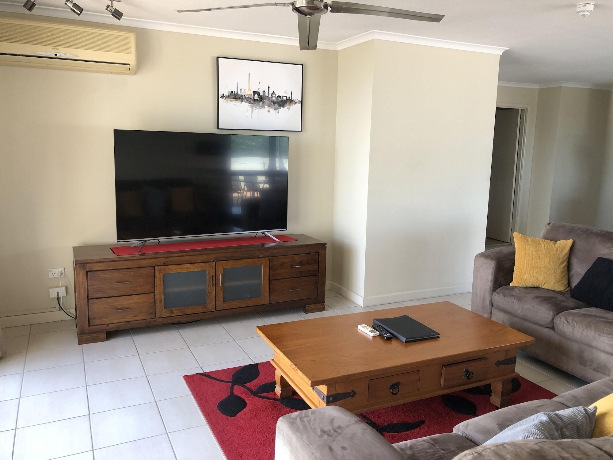 Coral Towers Holiday Suites Cairns Ngoại thất bức ảnh