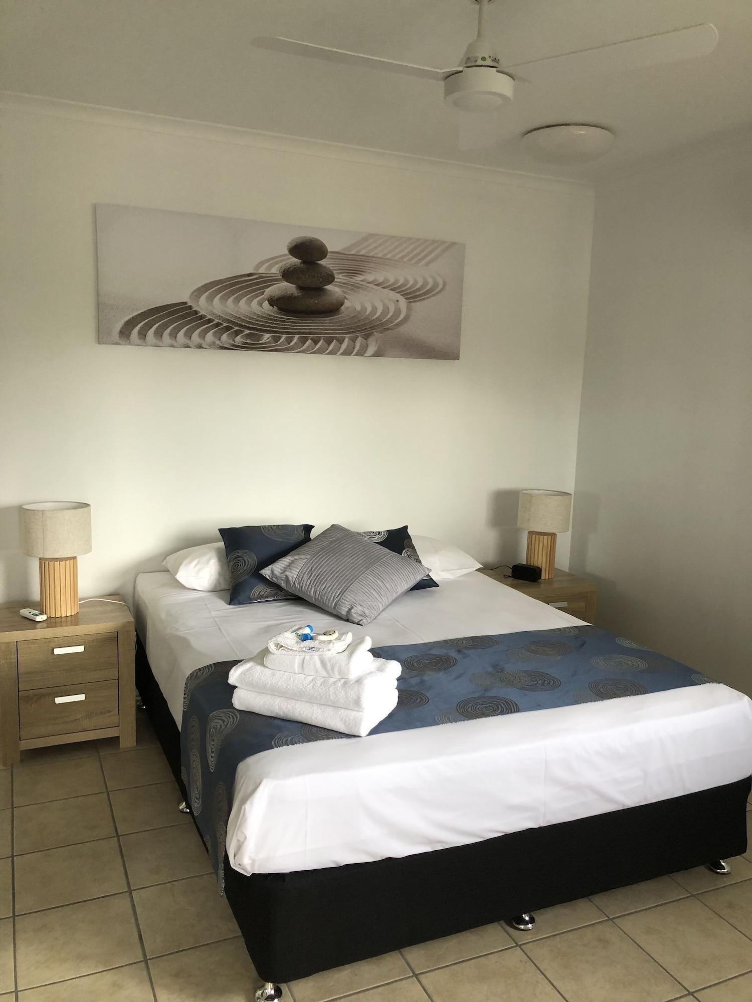 Coral Towers Holiday Suites Cairns Ngoại thất bức ảnh