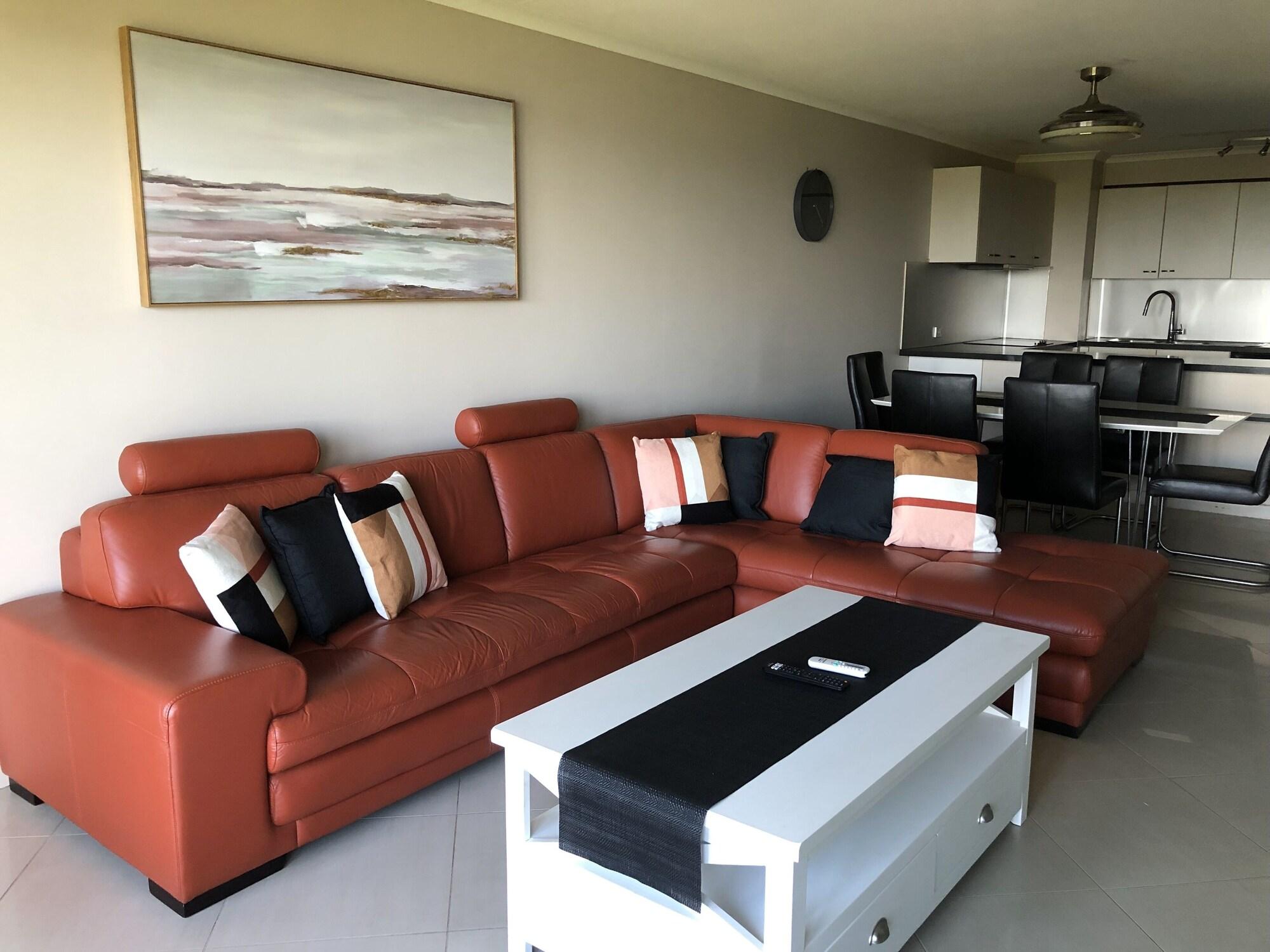 Coral Towers Holiday Suites Cairns Ngoại thất bức ảnh
